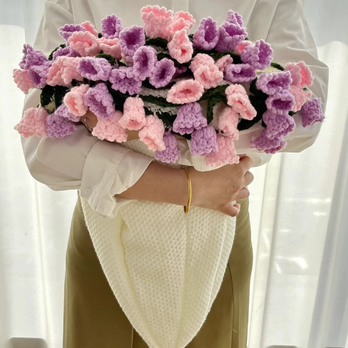 Bloomy Bouquet Blanket